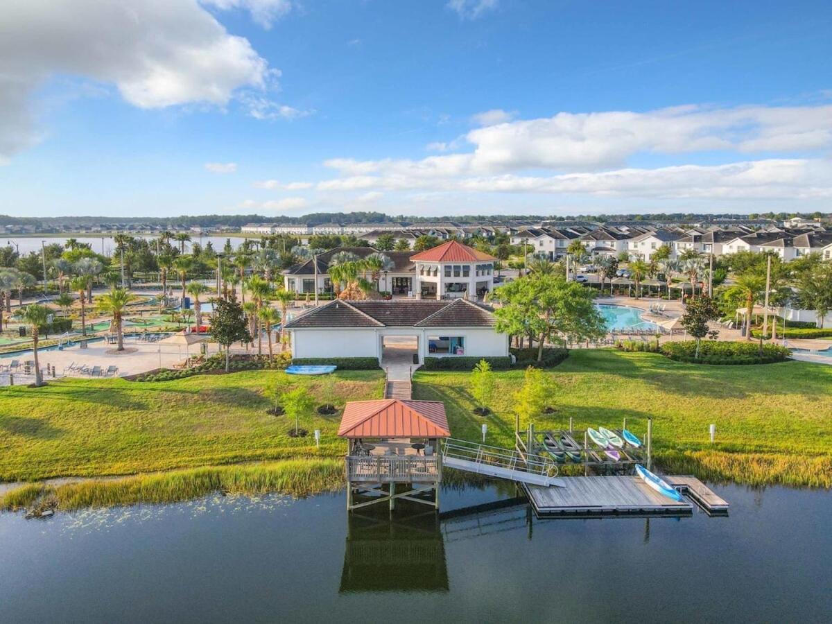 Terrific Thematic Lakeview 2B With 2 Clubhouses คิสซิมมี ภายนอก รูปภาพ